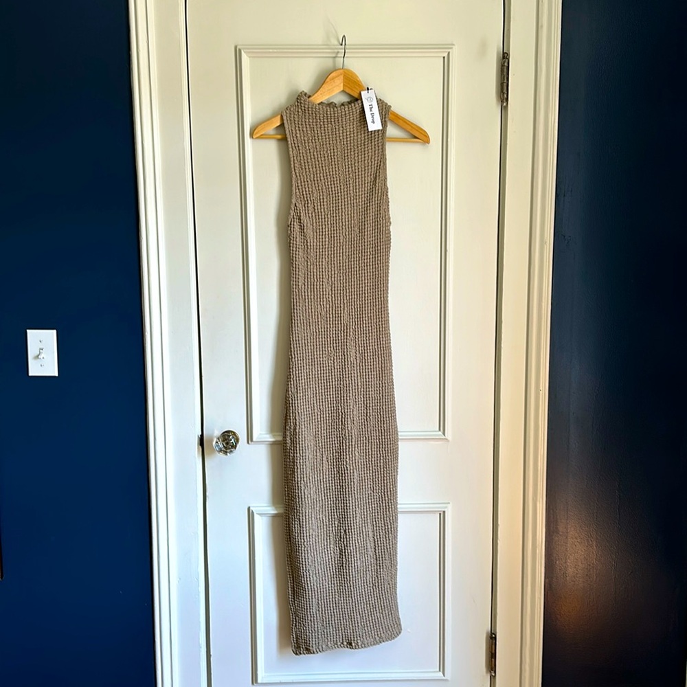 The drop bodycon textured maxi dress